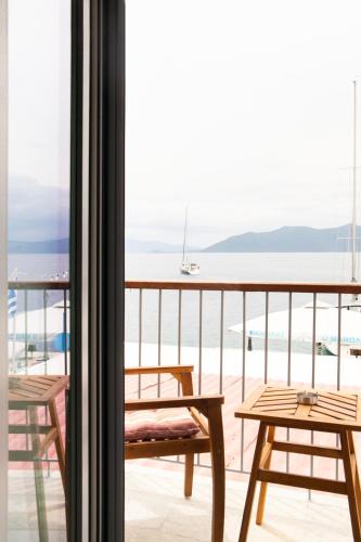 Trikeri Resort | Καταλυματα Selana και Ielios Trikerisuites