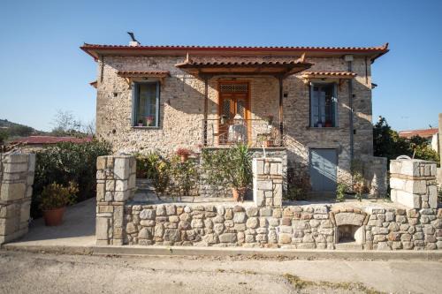 Rododafni House | Σπίτι στο Χωριό - Les campagnards
