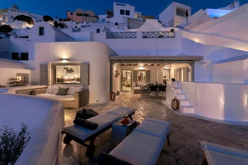 Firostefani Villa | 180° Caldera by Stylish Stays