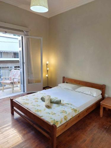 Athens House | 5' απο μετρό, δωμάτιο με μπαλκόνι