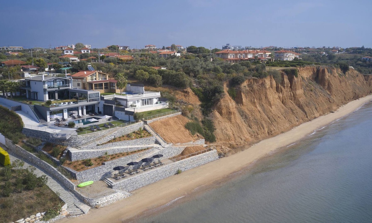 Halkidiki Villa | 7 Bedroom Private Beach Villa by Delfus