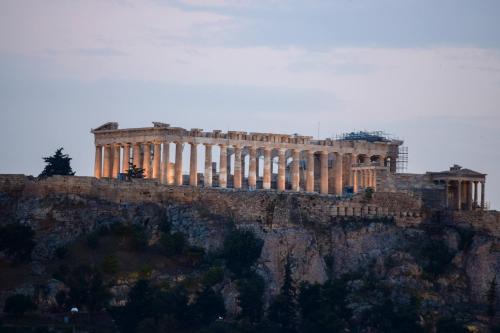 Psirri Apartment | Acropolis Majestic View Residence Aiolou 97 by Zeussuites