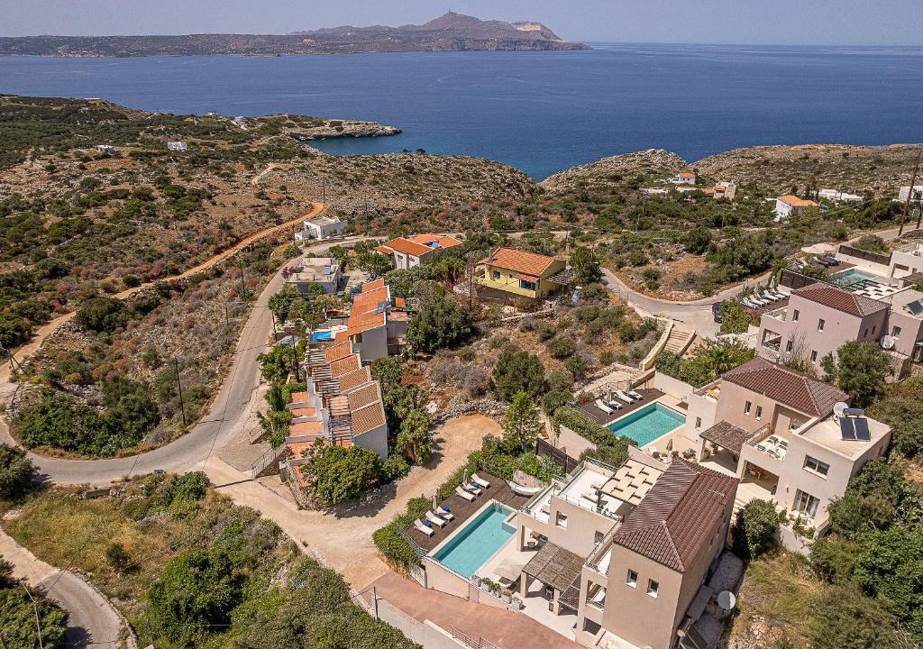 Kokkinon Khorion Villa | Adeste Villas - 900m to Sea - Holiways Collection