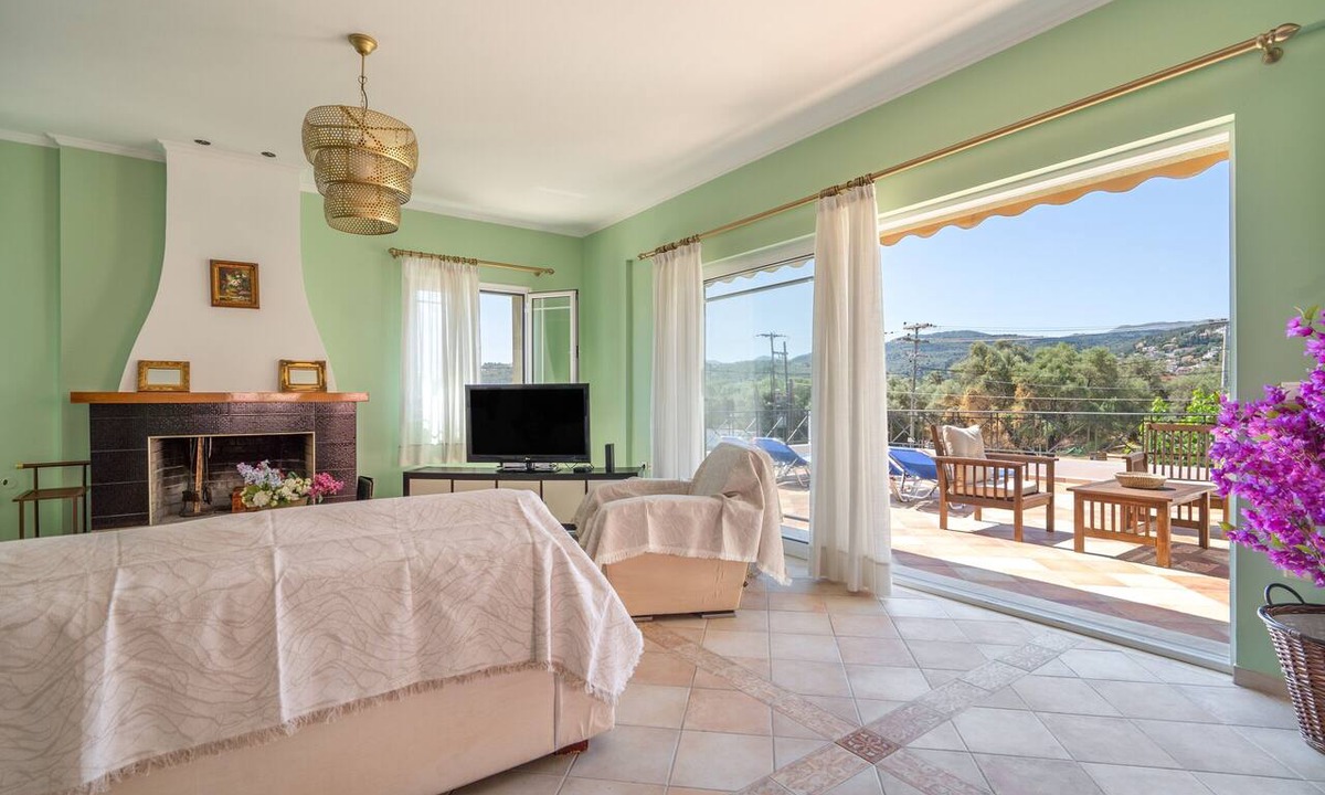 Lefkada Town Apartment | Agis Luxury House Apartment with Sea View, Wi-Fi, and Air Conditioning