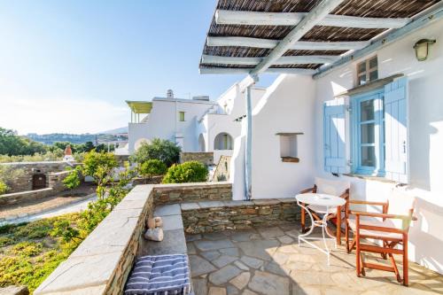 Agios Romanos House | Agrelia Seafront Residences