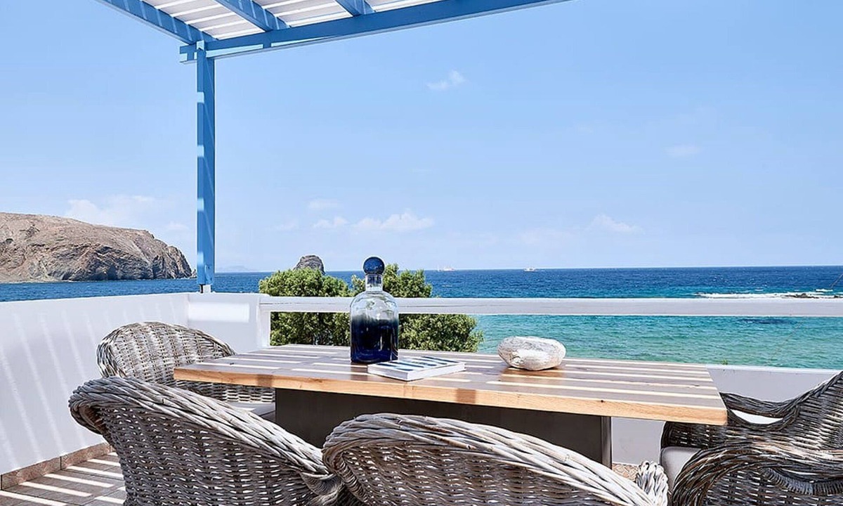 Apollonia Villa | Alluring Milos Villa | Villa Crystal Cove | 2 Bedrooms | Breathtaking Sea Views.