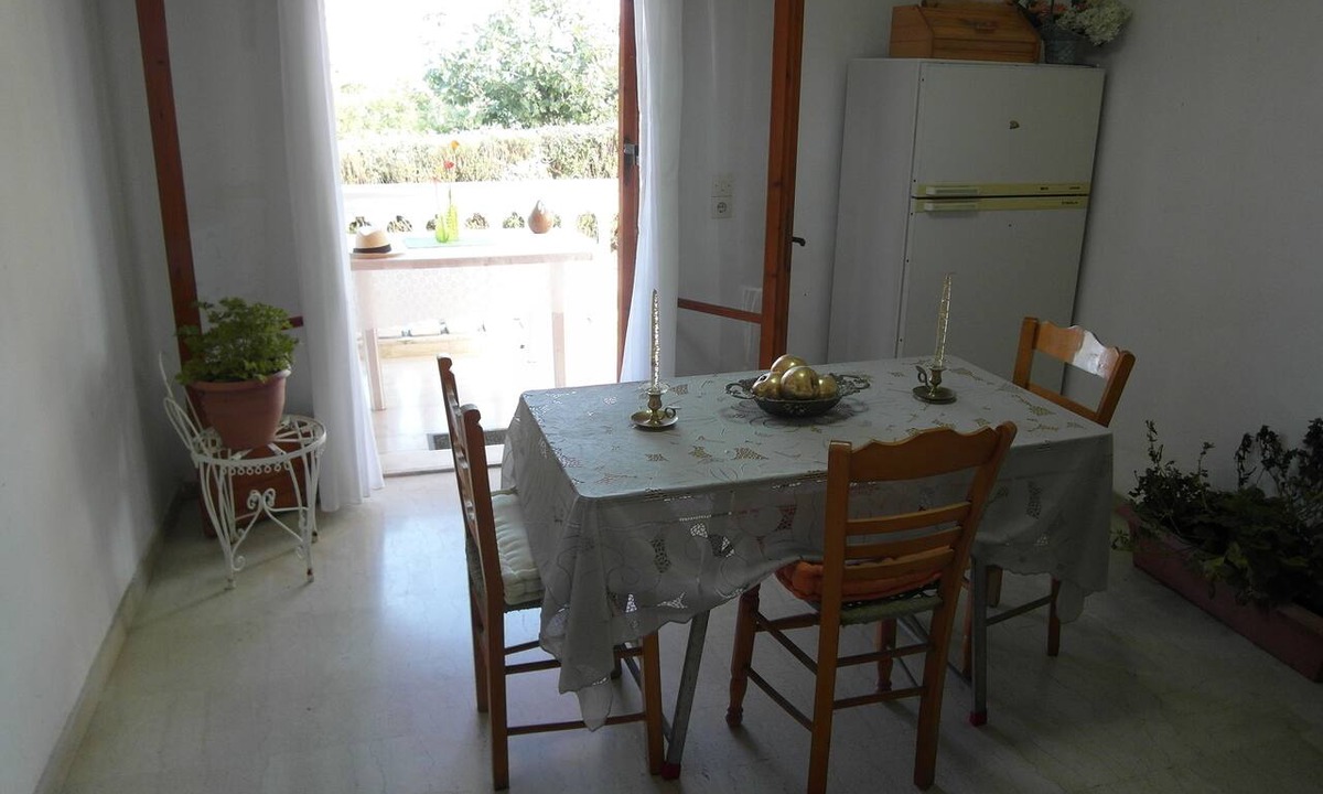 Almiros Beach Hotel | Almiros Apartments