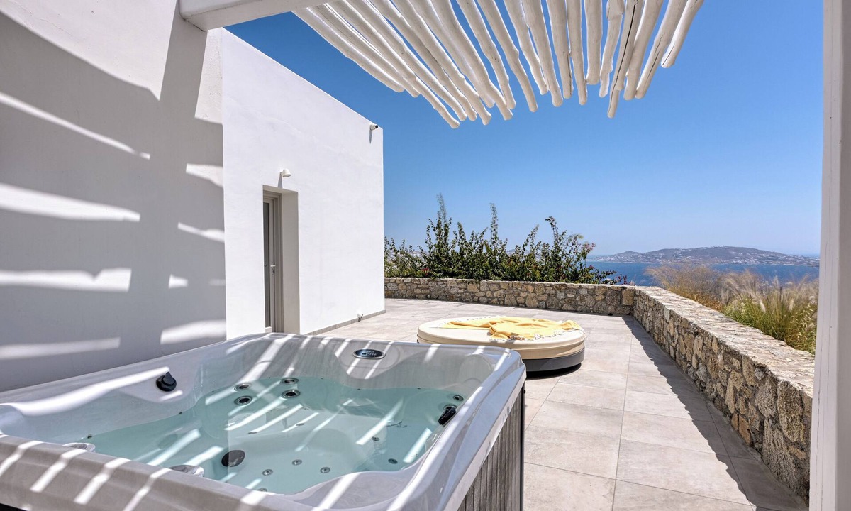 Agios Stefanos House | Aloft Suites Mykonos Island