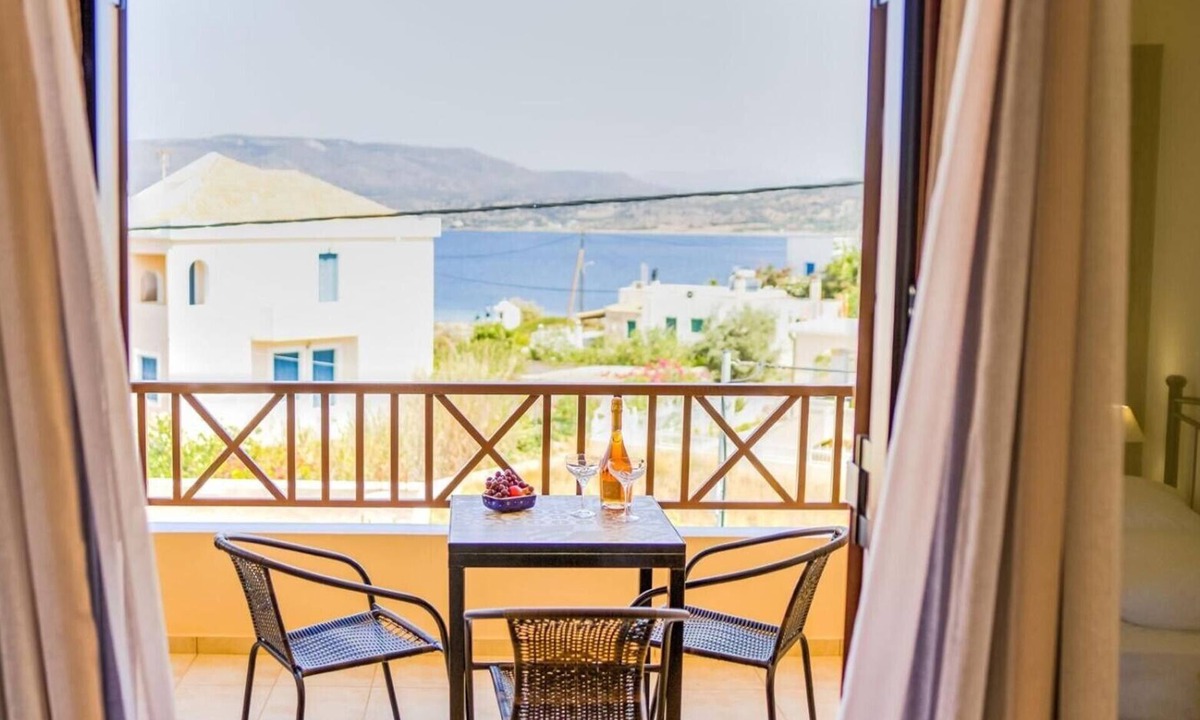 Archangelos Apartment | Aloustina Apartment 50m from the Sea in Archangelos