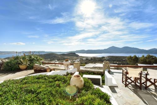 Tripiti House | Anastasia's Windmill & Studio