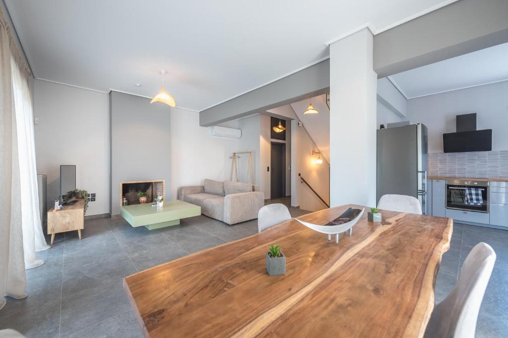 Palaia Fokaia Villa | Anavyssos Azure Luxury Villa By Greece Apartments