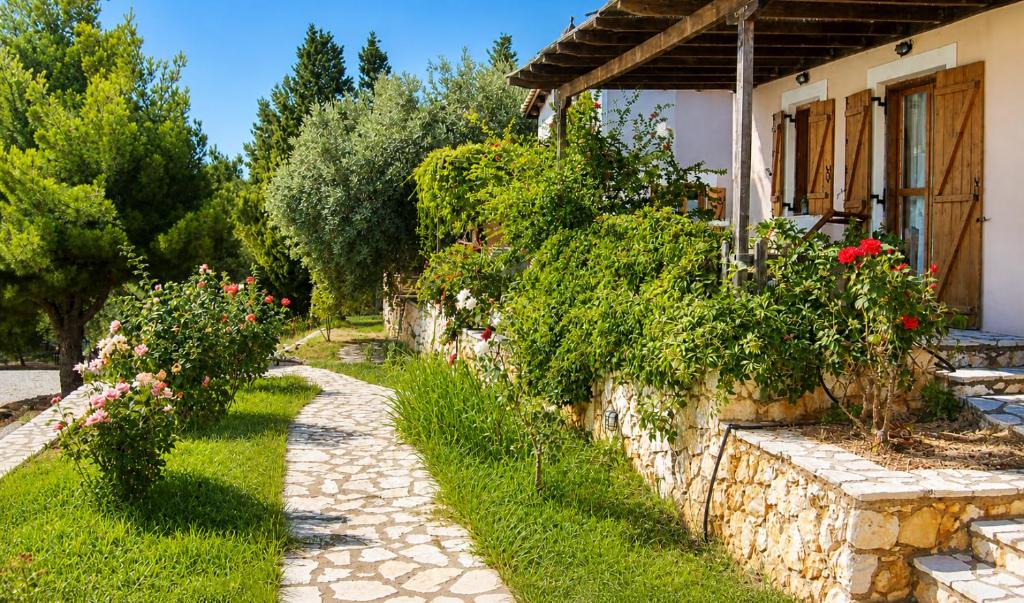 Evgiros House | Anerada Houses - Seaviews Above Egremni in Lefkada