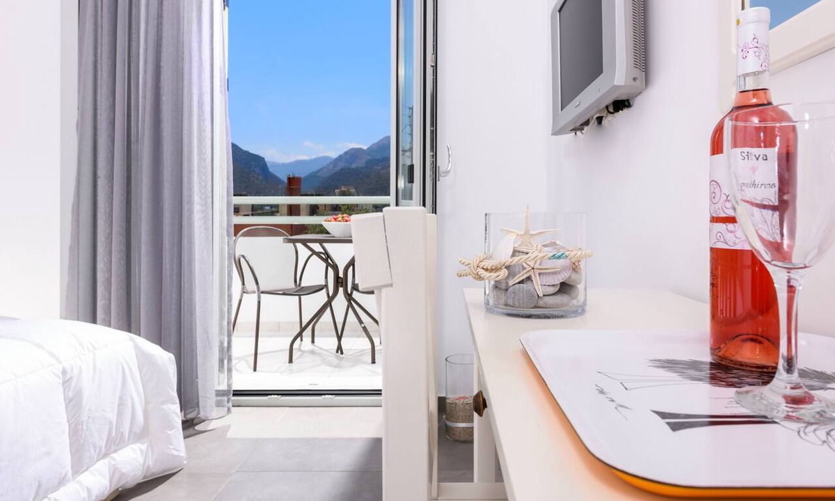 Sissi House | Angela Studios & Apartments