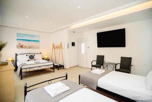 Kavos Apartment | Angelina Studios