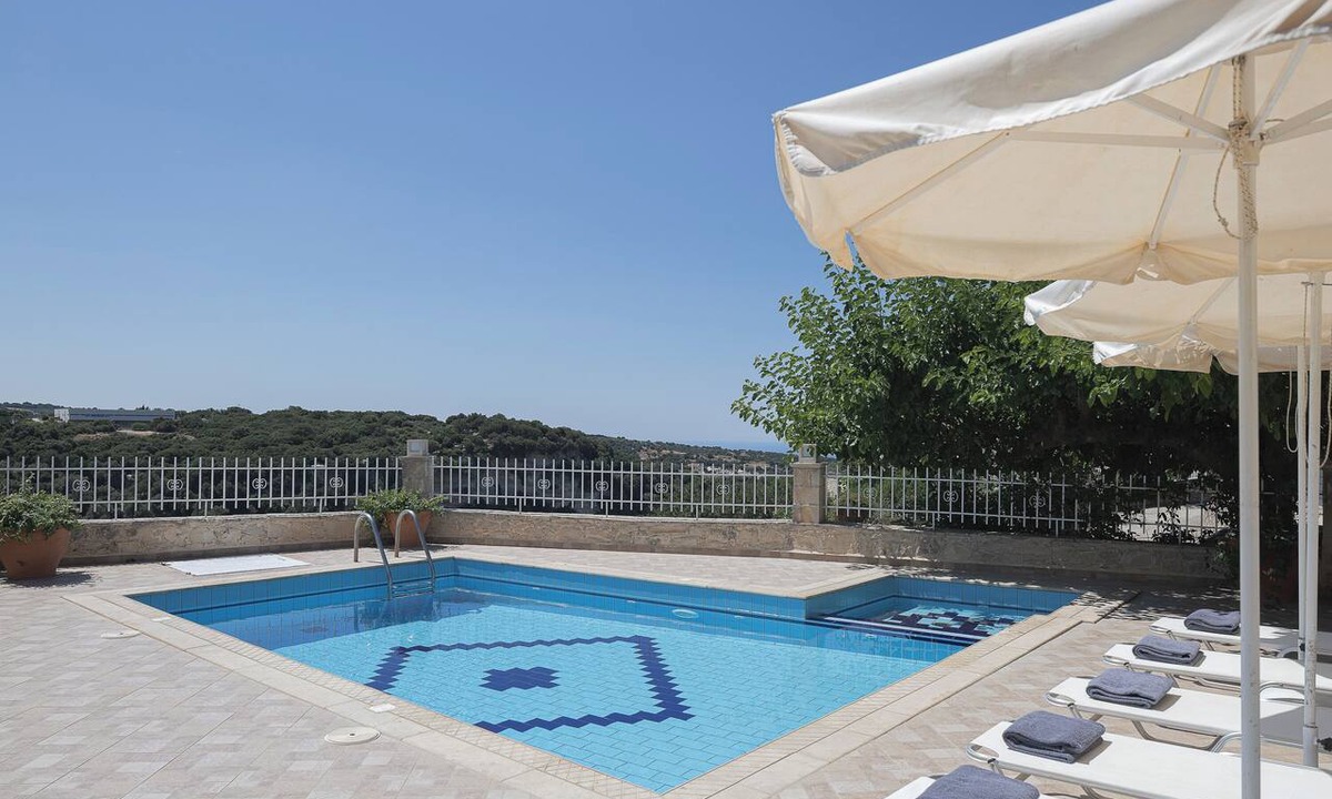 Vizari Villa | Antigoni Villa, Spacious Nature Retreat with Pool