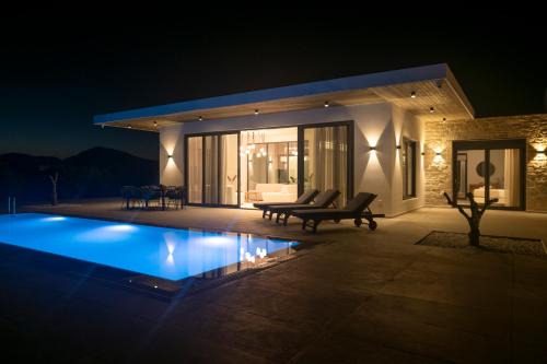 Kalamaki Villa | Antiope Retreat