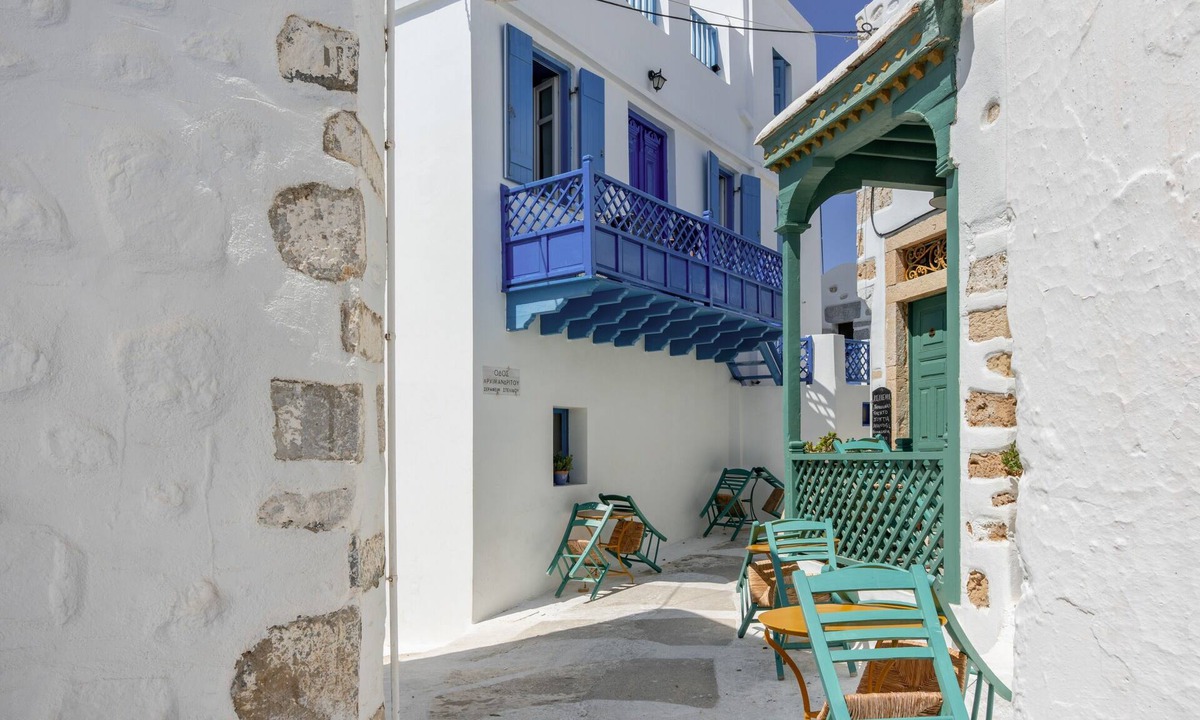 Astypalaia House | Apartment 'For Seven' with Balcony and Wi-Fi