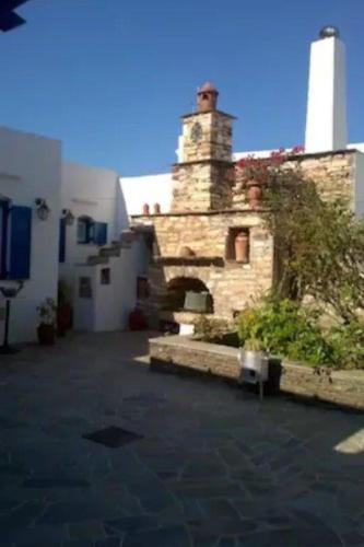 Artemonas Apartment | Apartment in the center of Artemonas, Sifnos