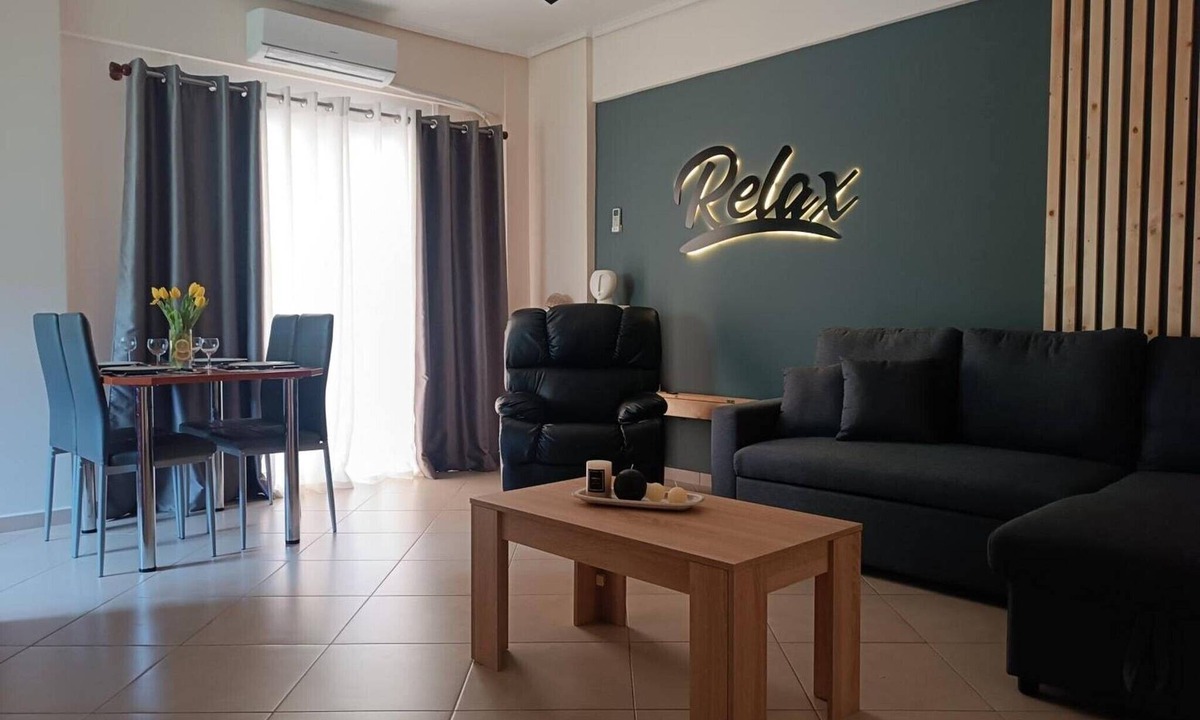 Xylokastro-Evrostina Apartment | Apartment 'Local Paradise Xilokastro Deluxe - Duplicate' with Sea View, Wi-Fi and Air Conditioning