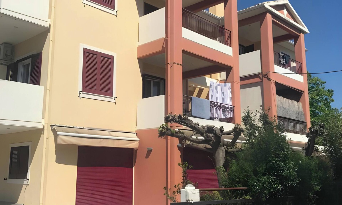 Nikiana Apartment | Apartment 'Nektarios' with Sea View, Wi-Fi and Air Conditioning