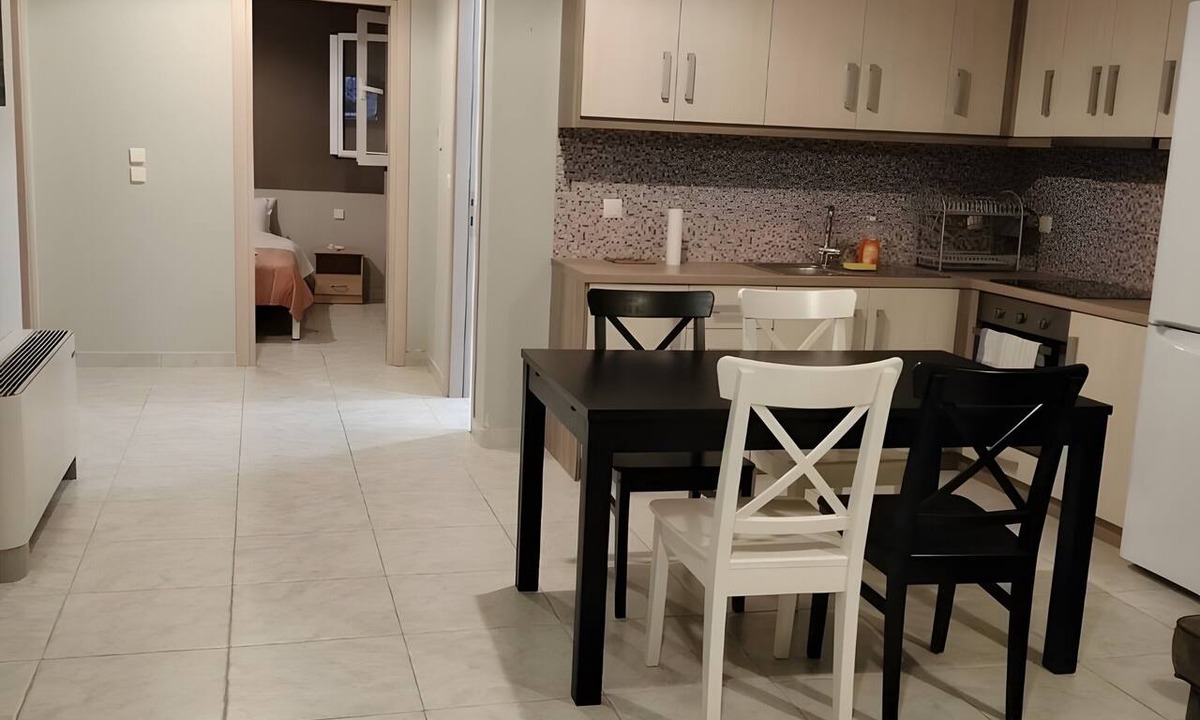 Katomerion Apartment | Appartment 'By The Sea 3' with Private Garden