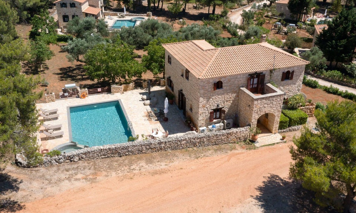 Agia Marina House | Aresti Mountain Resort Villa Ira mit privatem Pool by Interhome