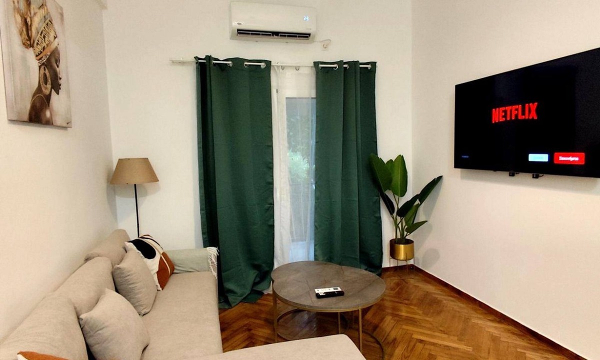 Khalandrion Apartment | Athenian Stay Chara's Apartment