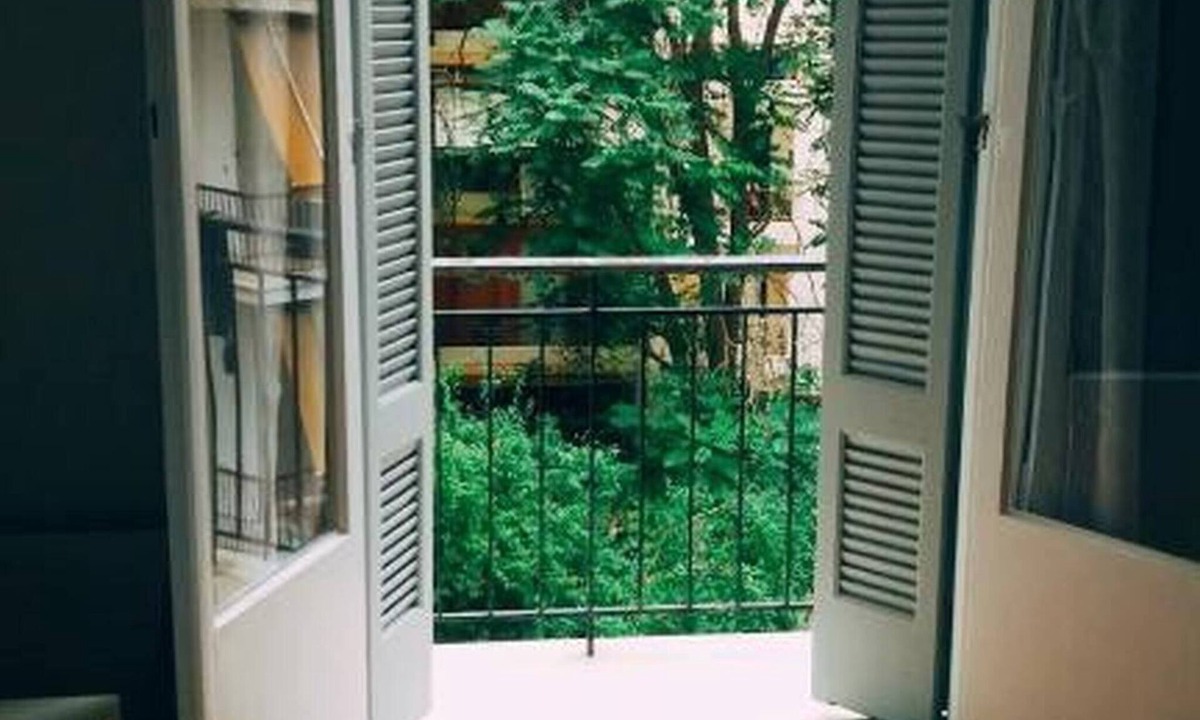 Athens Apartment | Athens Apartment 1-min Walk to Metro
