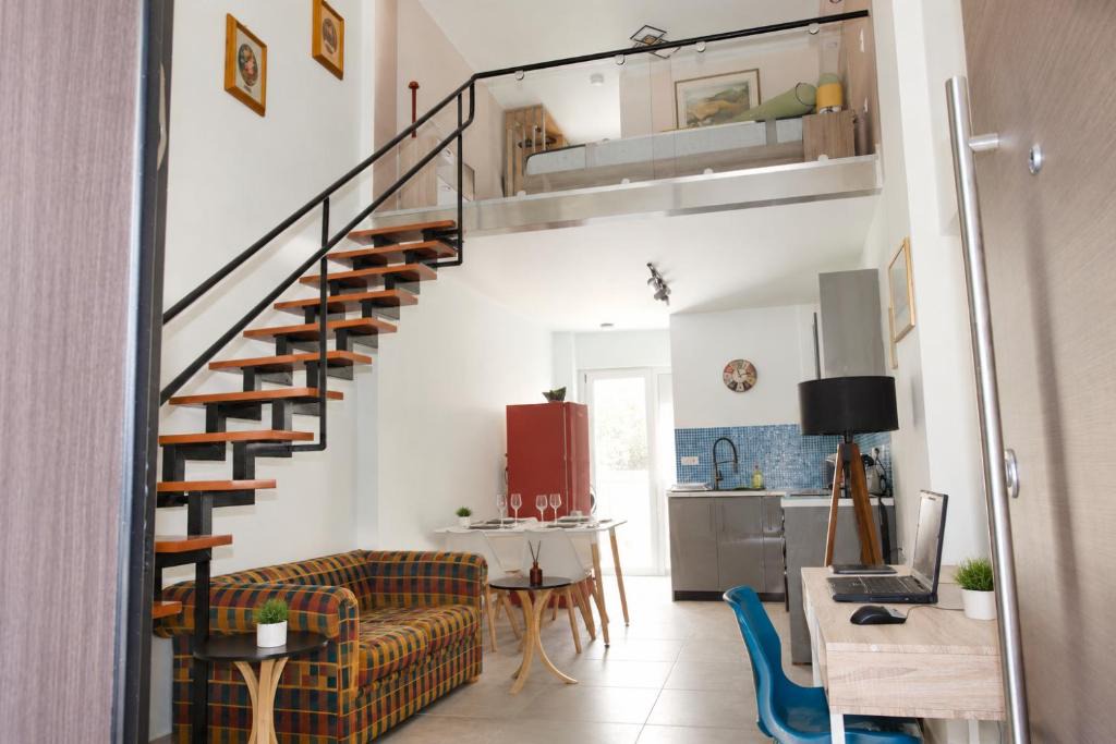 Kinosargous Apartment | Athens Mets Loft