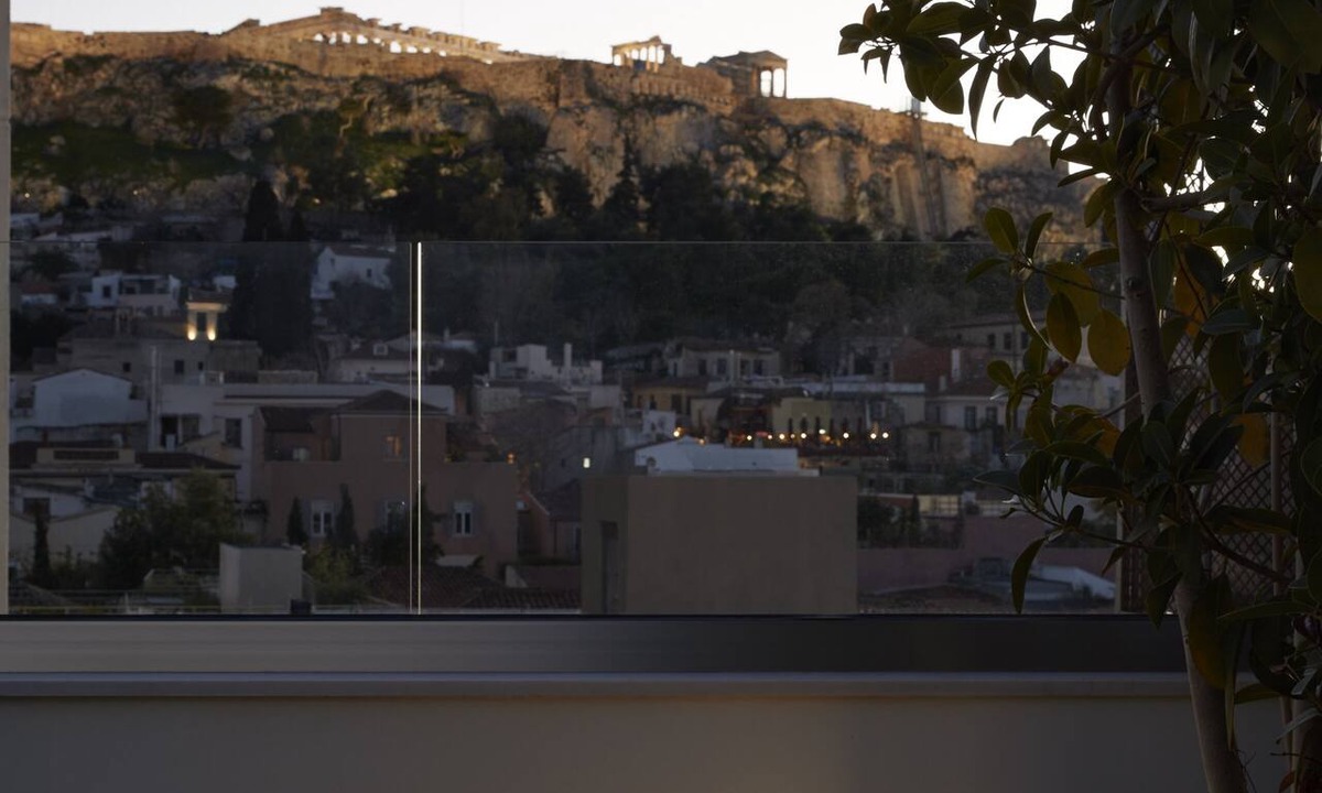 Plaka House | Athens Woo Suites