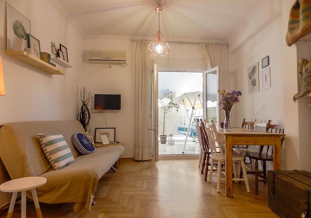 Agios Panteleimonas Apartment | Attikis-Cozy Apartment Athens Center