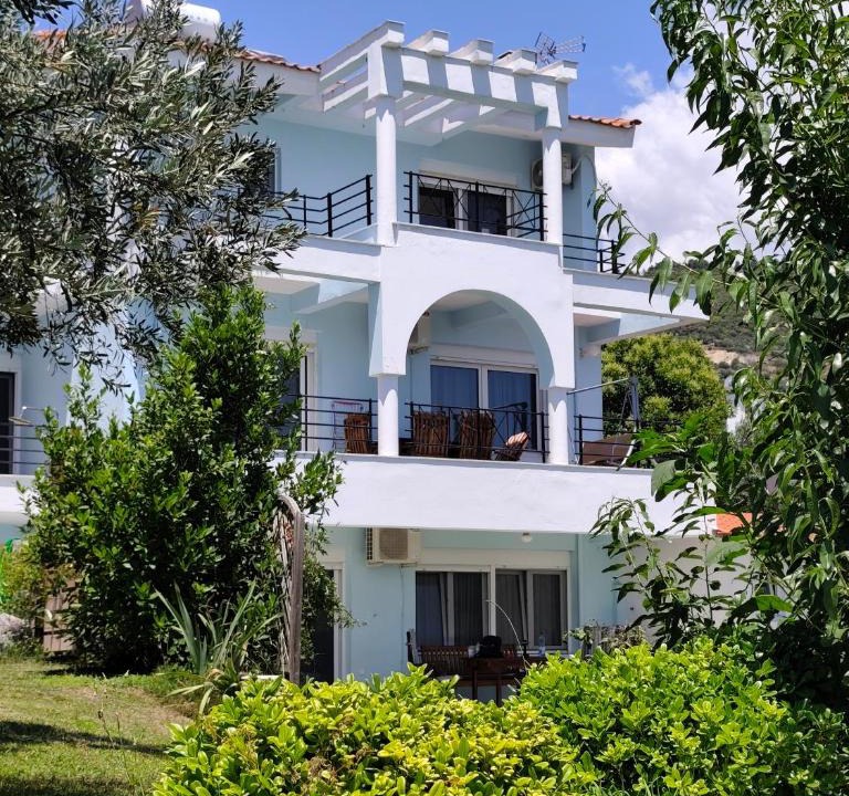 Palaio Tsifliki Villa | Azzuro View Villa beach front villa in Paleo Tsifliki