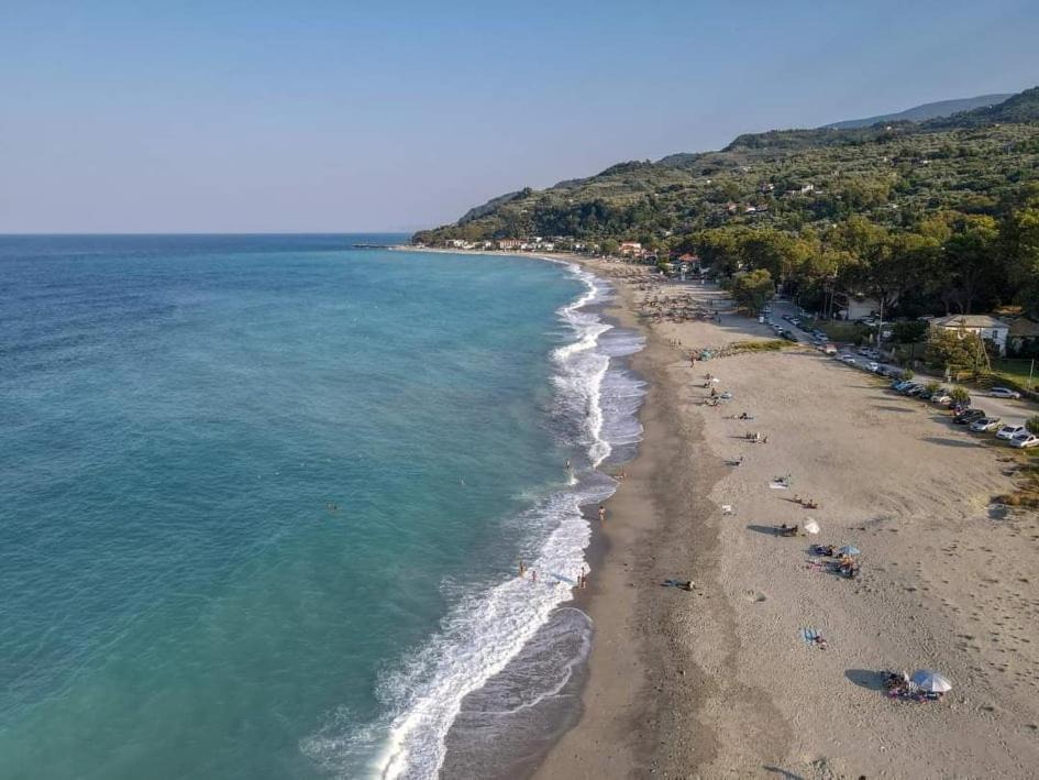 Zagora-Mouresi House | Beach House