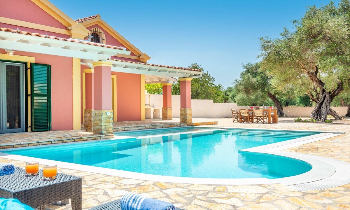 Roda Villa | Beach Villa Joanna by PosarelliVillas