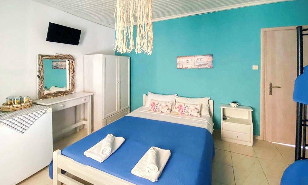 Patitiri Condo | Beachfront Alonnisos Nest - Cozy Summer Gem