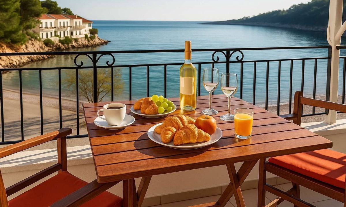 Patitiri Condo | Beachfront Alonnisos Nest - Cozy Summer Getaway