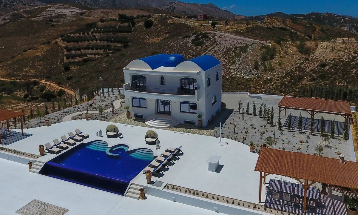 Achlada Villa | BH237 - R - Villa Heraklion