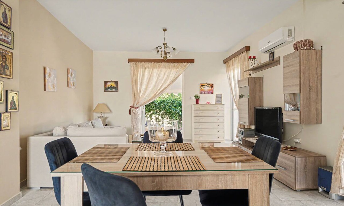 Kourouta House | Blossom Beachfront House with Private Terrace, Wi-Fi, and Air Conditioning