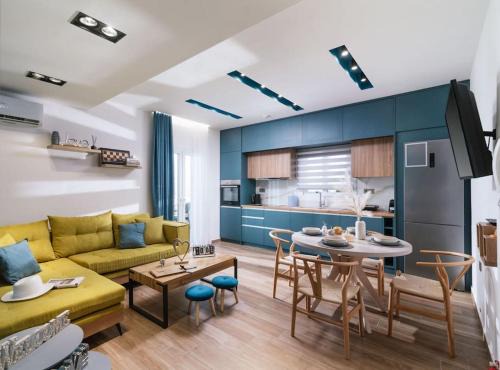 Mires Apartment | Blue Apartment in the Hill