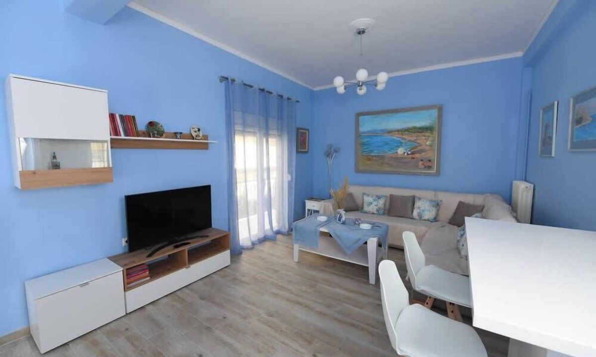 Kiparissia Apartment | Blue Cozy Home in Kyparissia, Fully Equipped Nest
