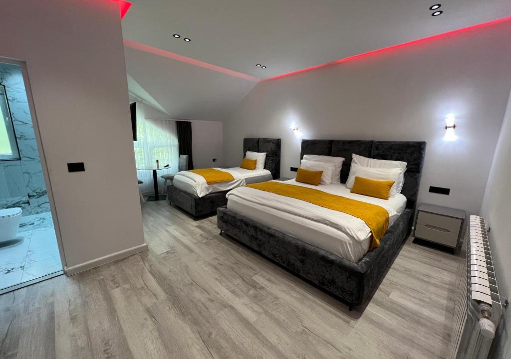 Valbone Hotel | Breezy Hotel