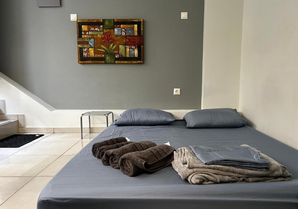 Athens City Centre Apartment | Budget Private Room in the center