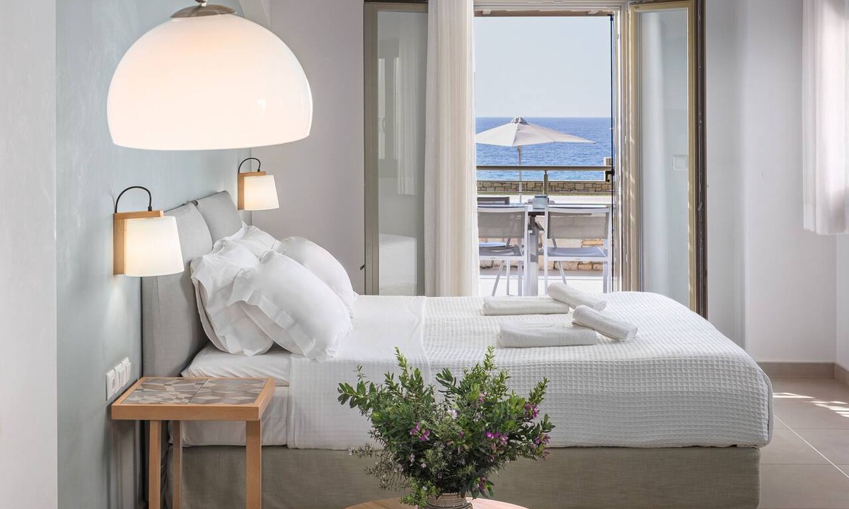 Gargaliani Hotel | Callisto Seaside Homes & Suites