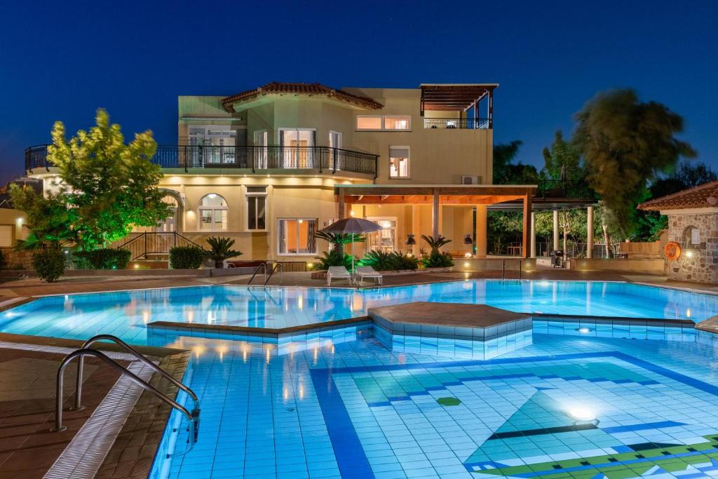 Ialyssos Villa | Casa Loma Rhodes - Pool Vila,Private Bar,Organic Garden,Near Airport