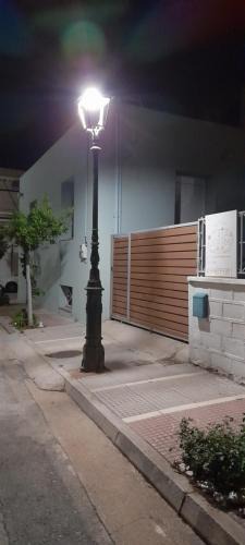 Loutraki House | casa zervos - Abode of Light