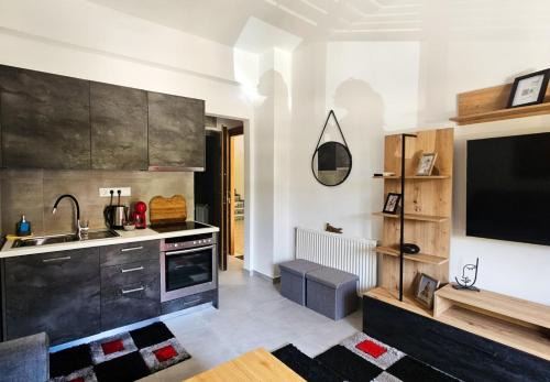 Khalkis Apartment | Chalkida Center Hideaway
