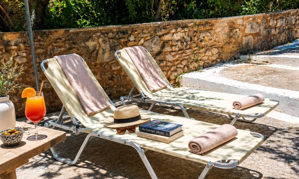 Kokkinon Khorion House | Charming Stone House in a Cretan Village – Olive Grove Views & Stargazing