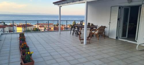 Pallini House | Christina's panoramic view appartment