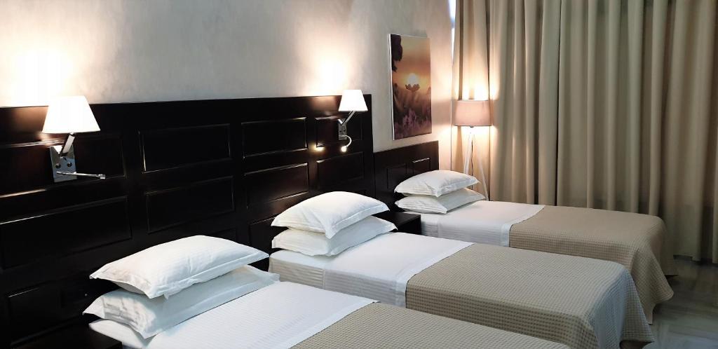 Mbrostar-Urë Hotel | Comfort Hotel