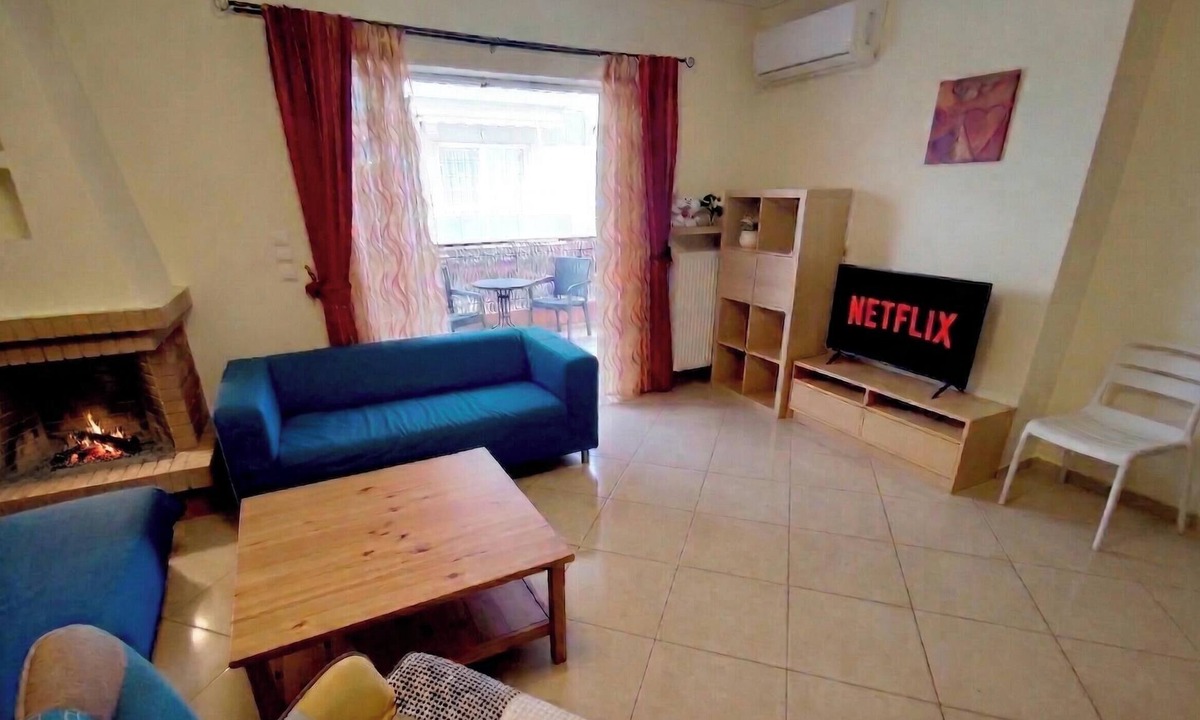 Piraeus Apartment | Comfortable 2-Bedroom Apartment Close to Piraeus Port